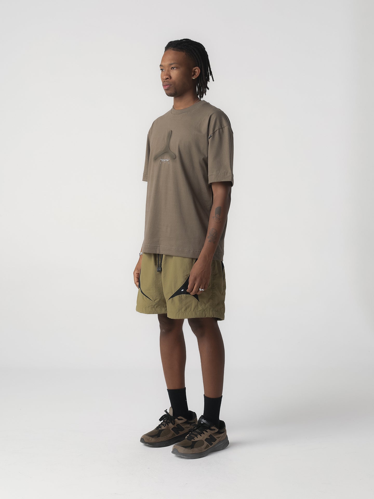 CAMISETA REGULAR "TRITONO"