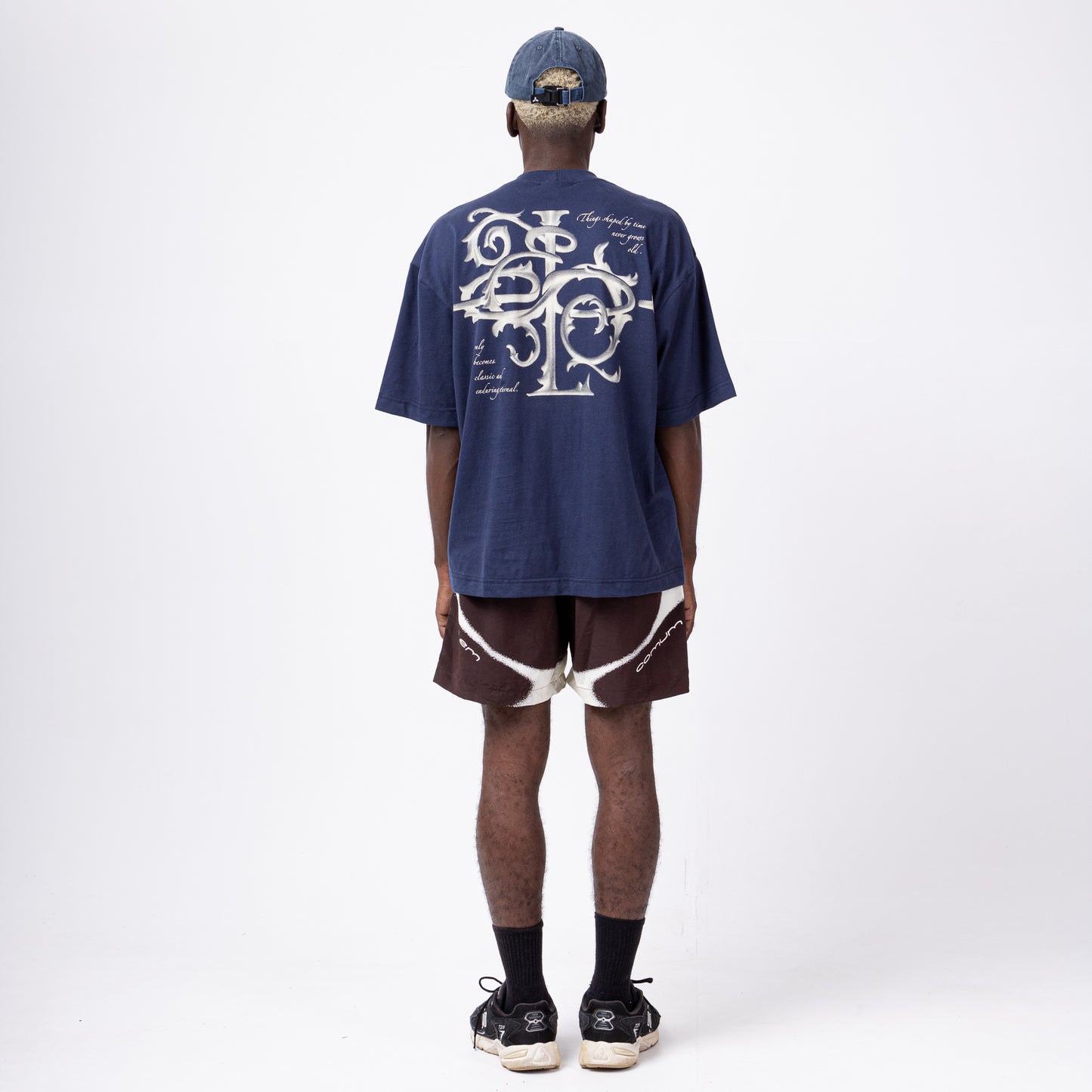 CAMISETA OVERSIZED  “ARABESCO”