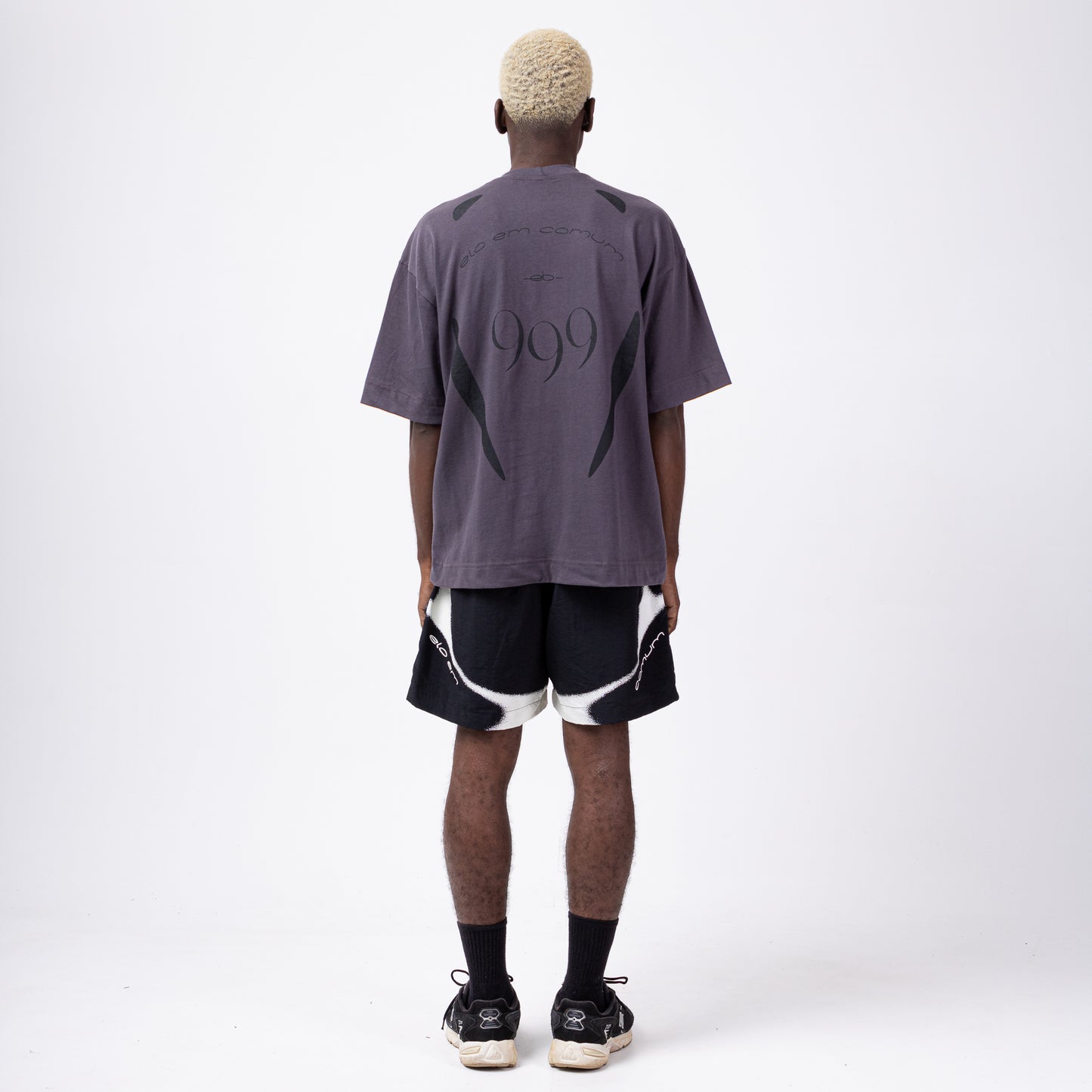 CAMISETA OVERSIZED  “999”
