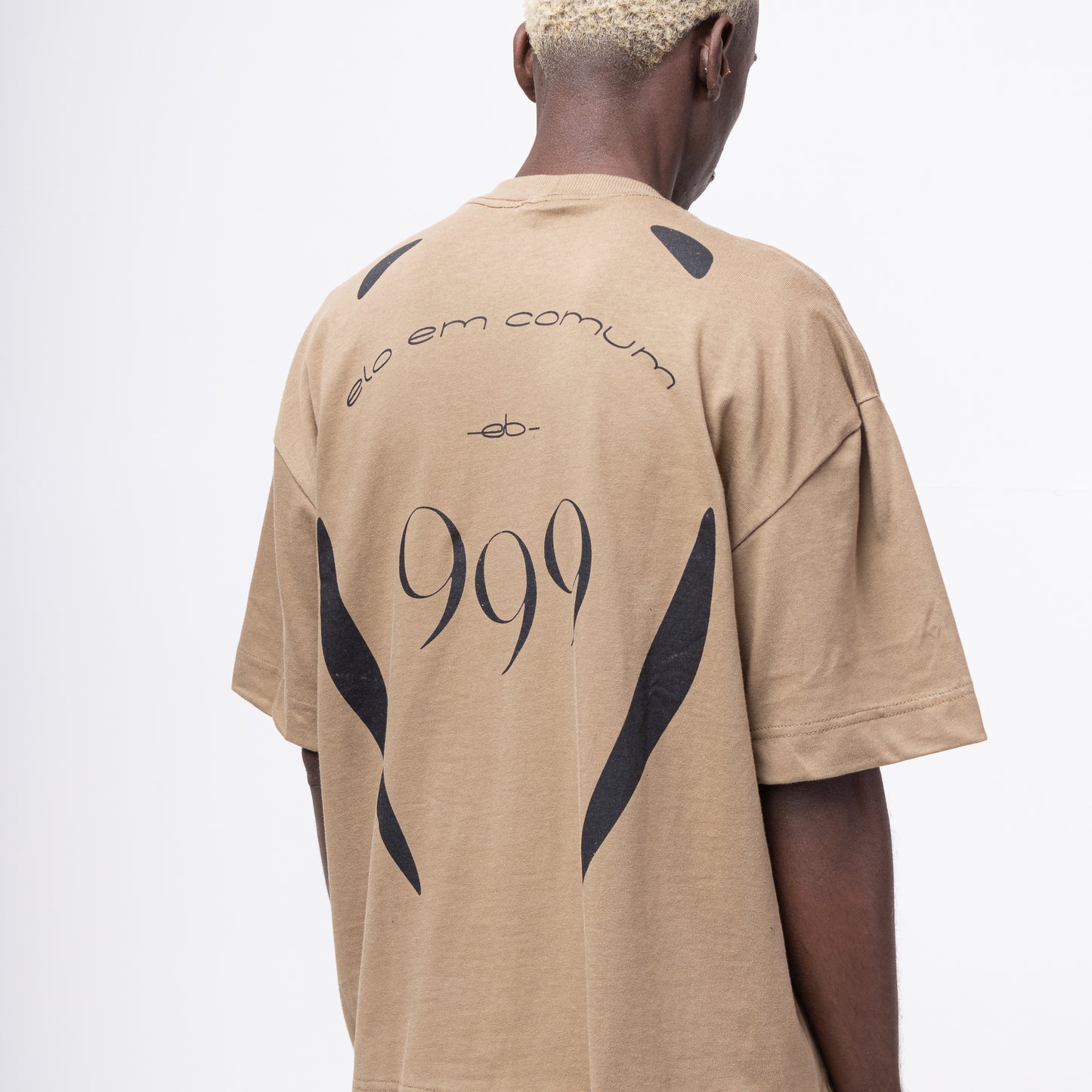 CAMISETA OVERSIZED  “999”