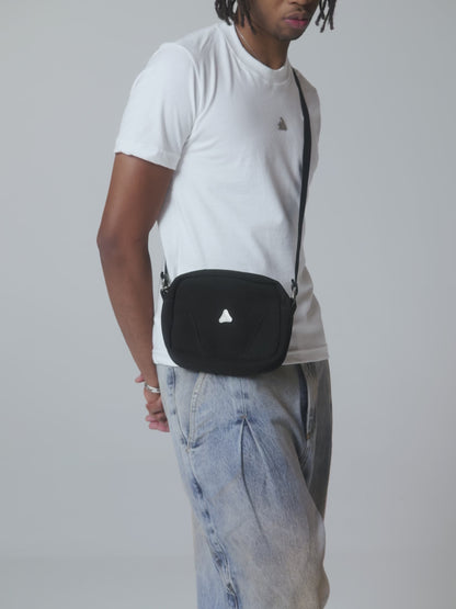 SHOULDER BAG  "URA"